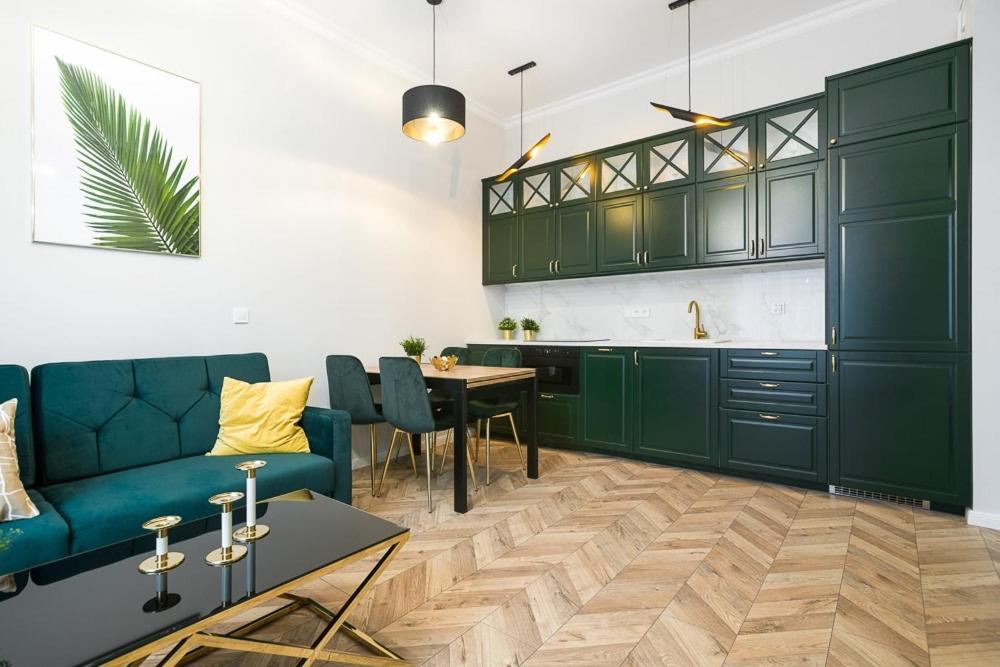 Glamorous Apartment Old Town Cracow クラクフ エクステリア 写真
